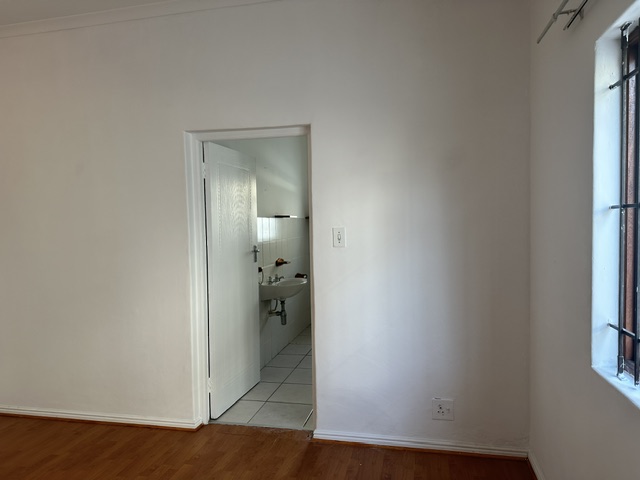 To Let 2 Bedroom Property for Rent in Wynberg Western Cape